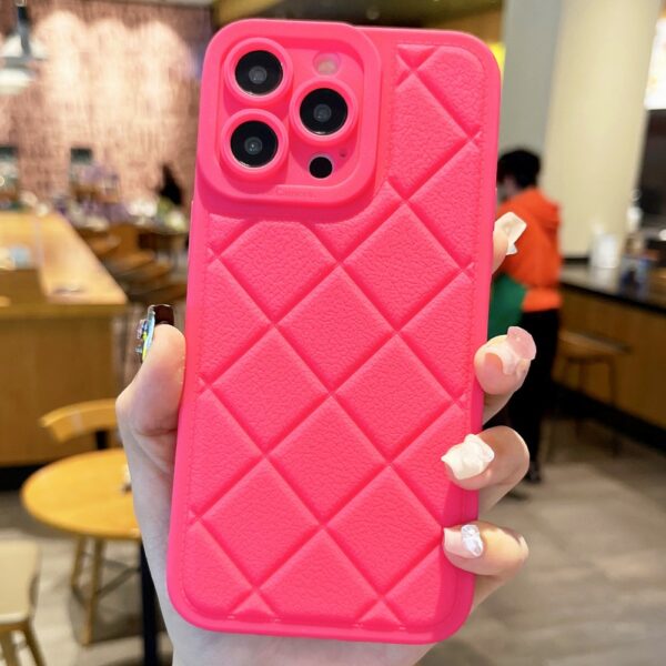 Rhombus maska za iPhone 15 Pro Max Rose